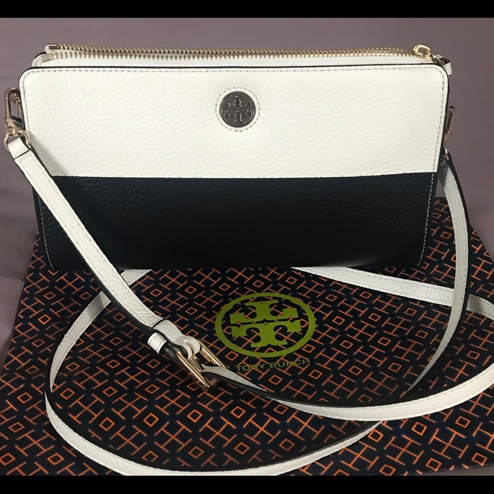 Tory Burch Cross Body purse.